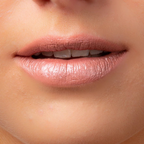 Organic Glossy Lipstick / Βιολογικό γυαλιστερό κραγιόν